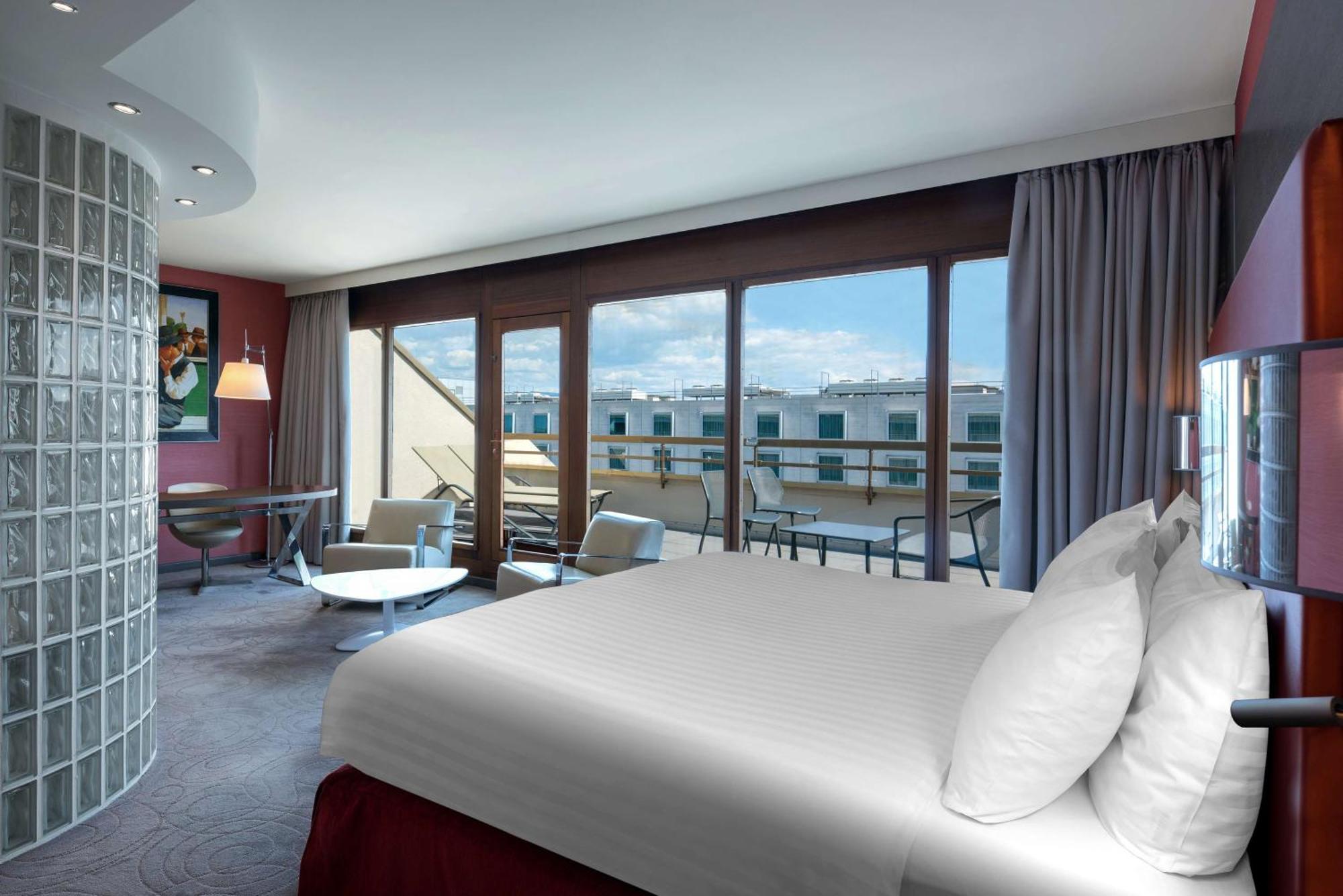 Hilton Geneva Hotel And Conference Centre Le Grand Saconnex Екстериор снимка