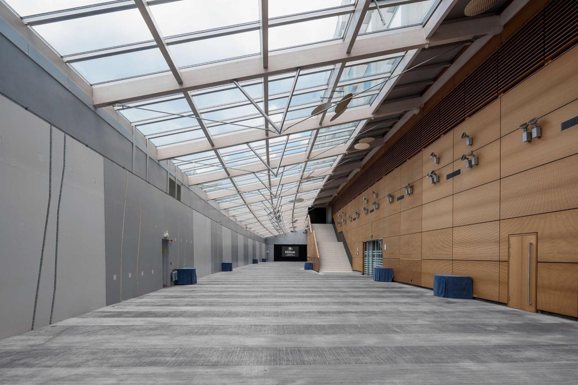 Hilton Geneva Hotel And Conference Centre Le Grand Saconnex Екстериор снимка
