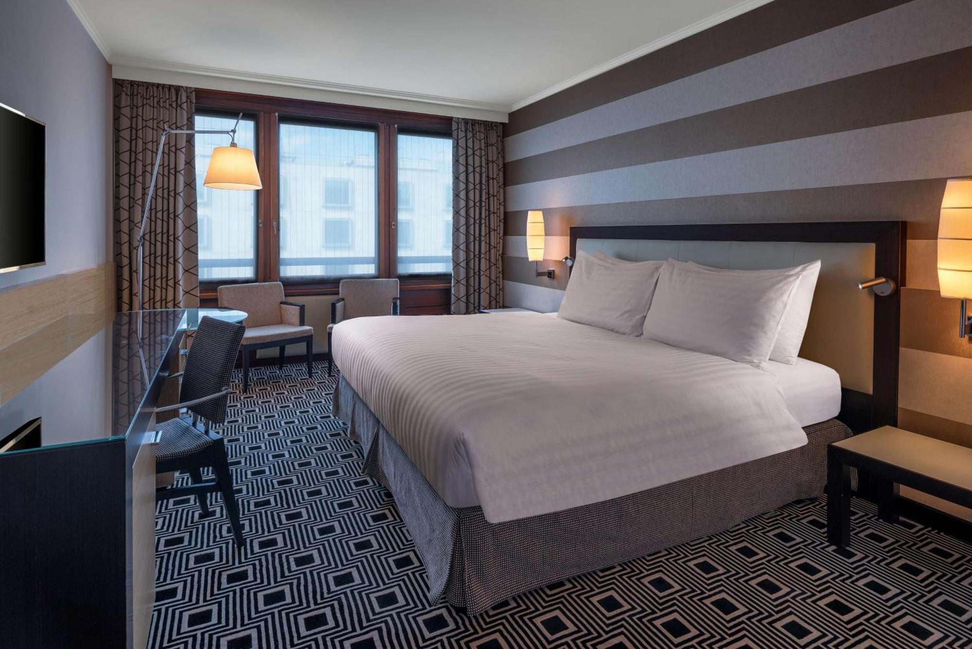 Hilton Geneva Hotel And Conference Centre Le Grand Saconnex Екстериор снимка