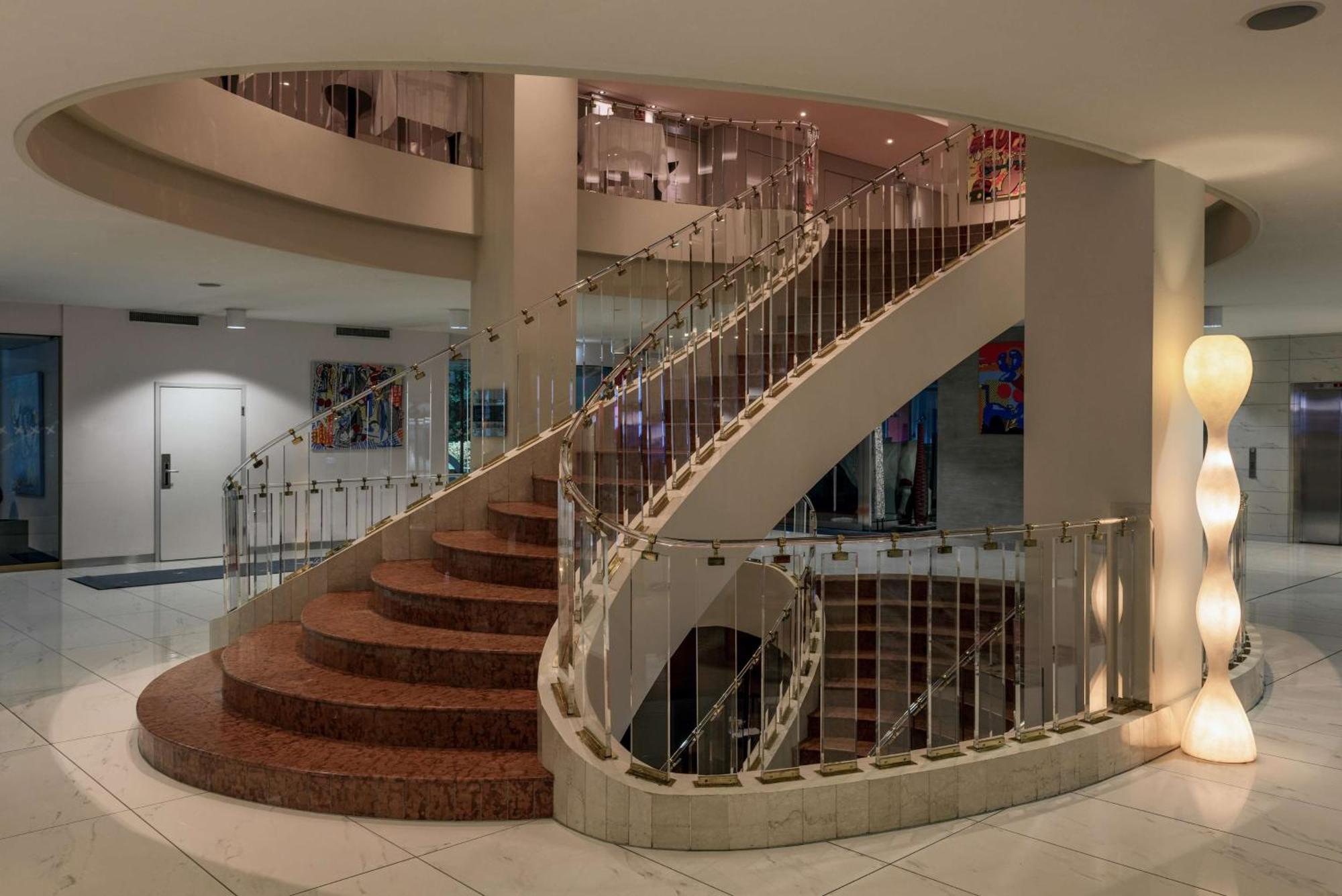 Hilton Geneva Hotel And Conference Centre Le Grand Saconnex Екстериор снимка