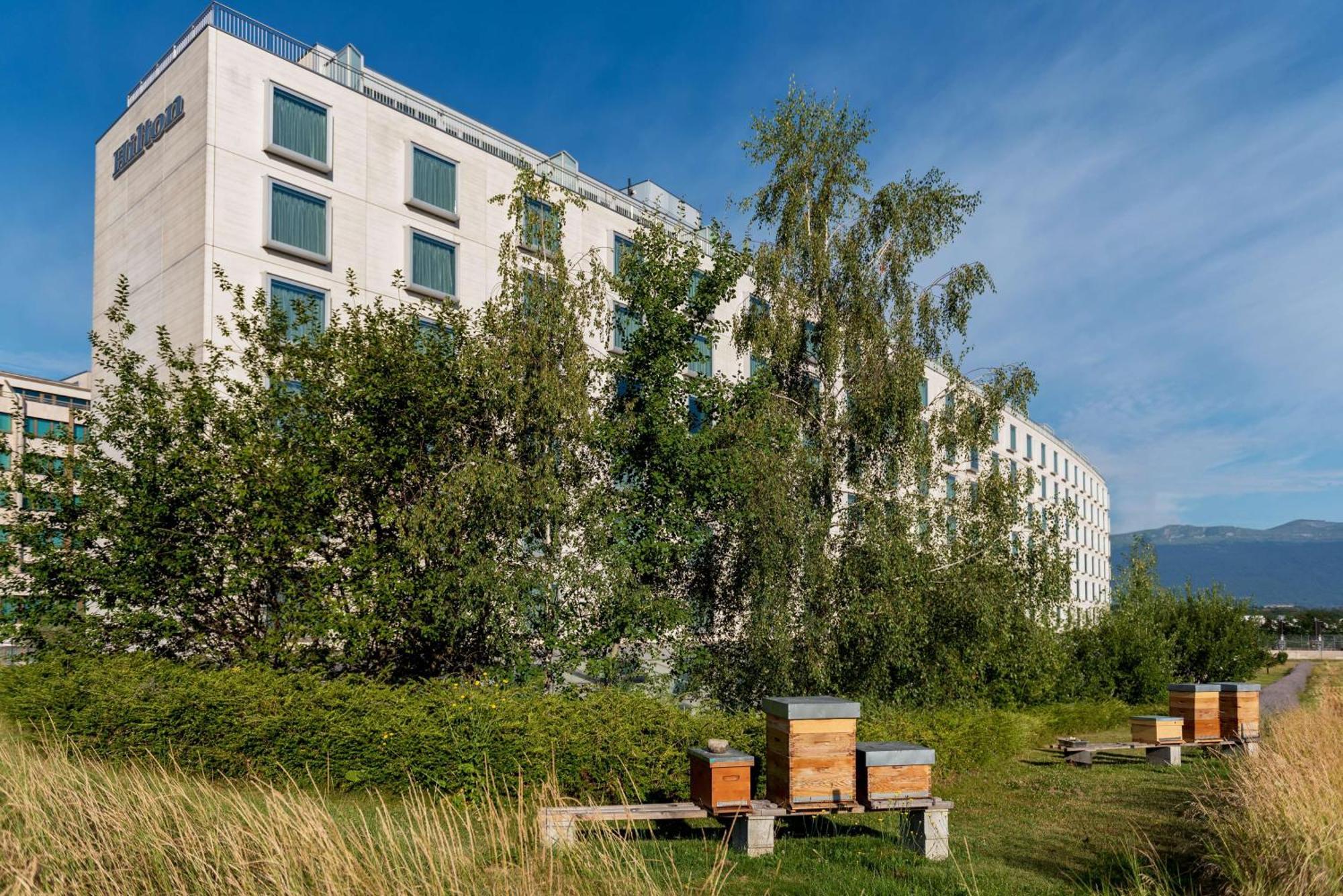 Hilton Geneva Hotel And Conference Centre Le Grand Saconnex Екстериор снимка