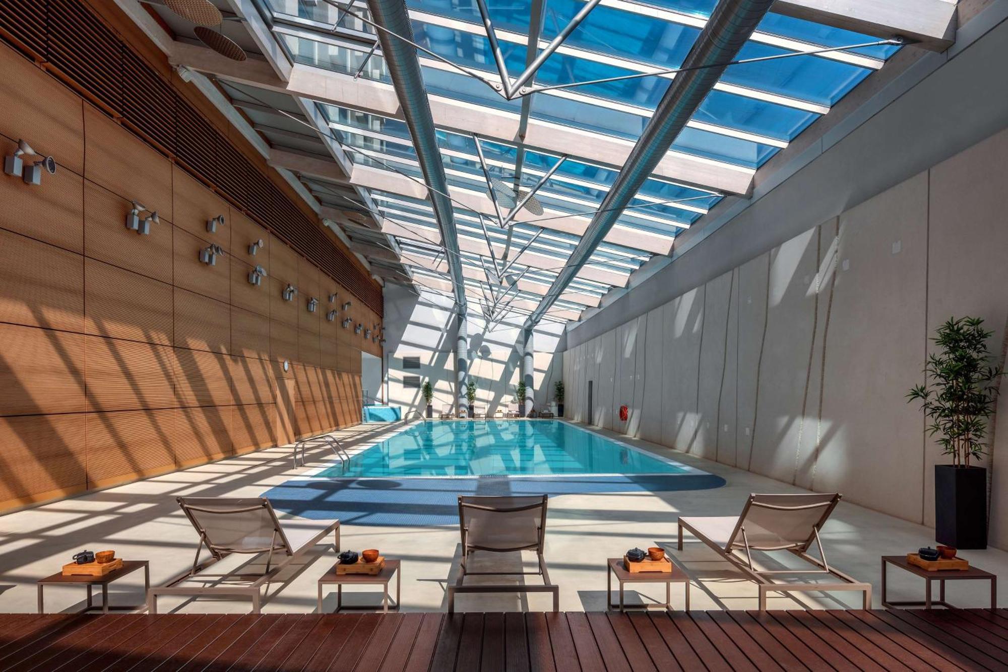 Hilton Geneva Hotel And Conference Centre Le Grand Saconnex Екстериор снимка